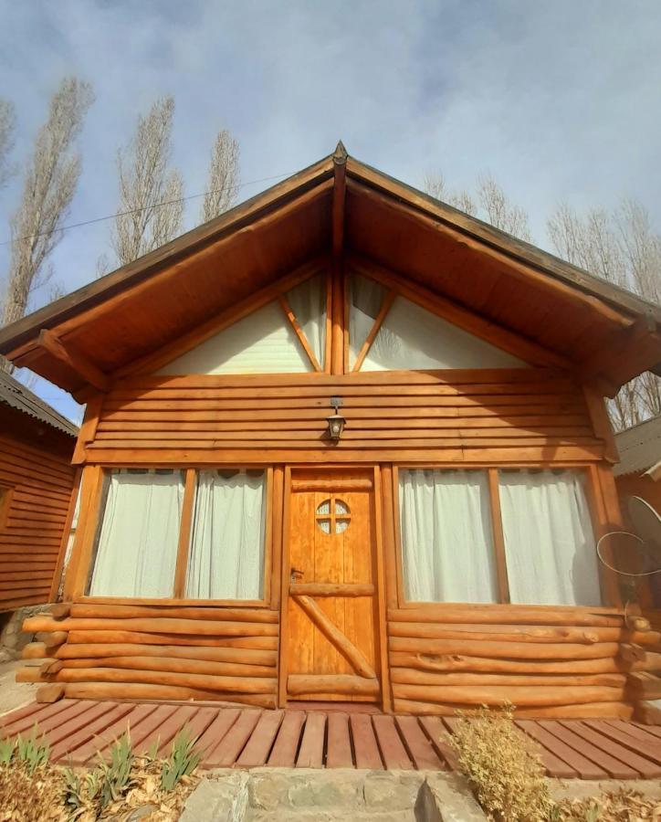 Villa Cabanas Cuatro Estaciones Uspallata Exterior foto